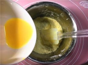 加入水蛋液。