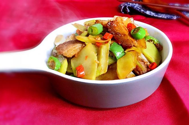 莴笋小炒肉