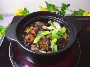 加入一碗水入锅