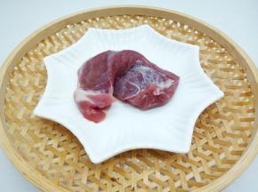 猪肉准备100克
