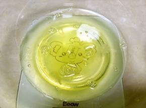 分离鸡蛋，蛋清打至干净无水无油的容器内