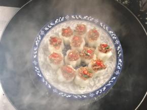 放入开水锅中蒸10分钟