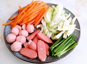 配菜如图处理下。