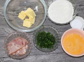 提前准备好材料
黄油室温软化