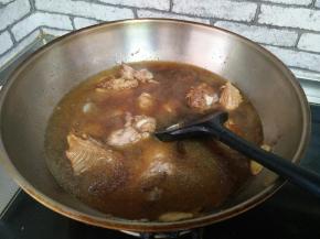 加入适量开水。