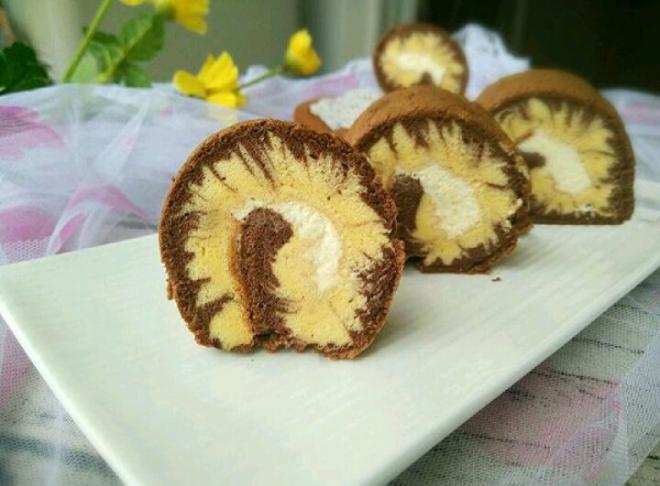 可可旋风蛋糕卷