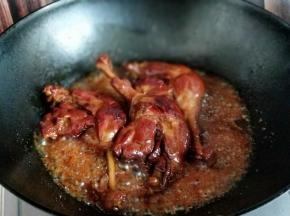 大火收汤即可出锅。