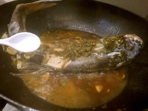 开盖后，大火收汁，调入味精