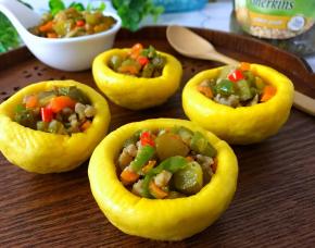 放入炒好的酸黄瓜肉丁即可。