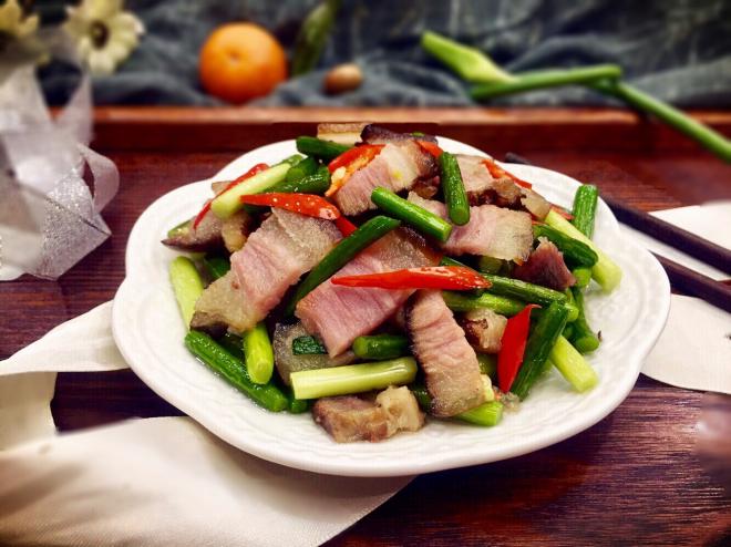 #年味#蒜苔炒腊肉