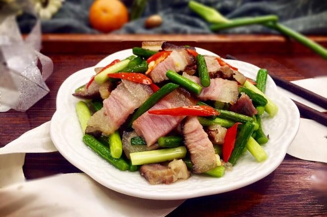 #年味#蒜苔炒腊肉