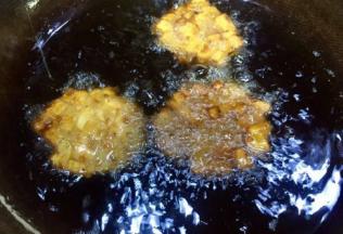 我比较喜欢吃焦香一点的，可以在炸一下