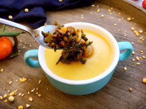 放入2勺的肉末雪菜，肉末雪菜粥就做好了。