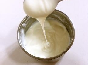 用勺子舀一下，看看还有拉丝效果哦！