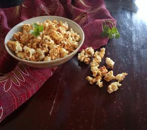 放凉后将其用手掰成一颗颗即可。