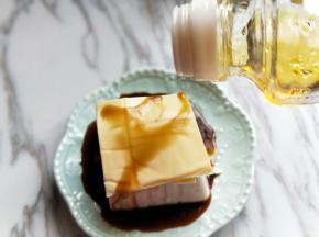 再滴几滴芝麻油。