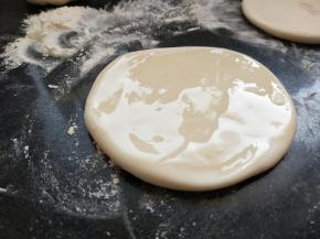 按扁抹上熟油