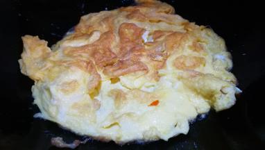 鸡蛋先炒熟盛出