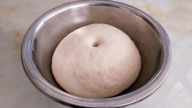 面团发酵完成。