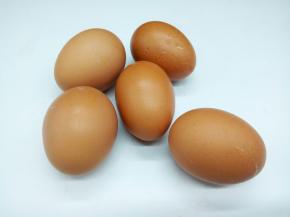 新鲜鸡蛋准备5个