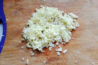 包菜少许切未备用