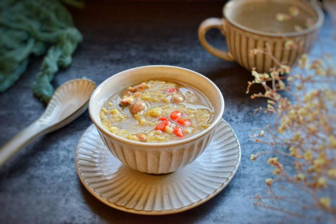 核桃花生松子粥