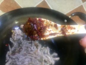 再放入豆瓣酱