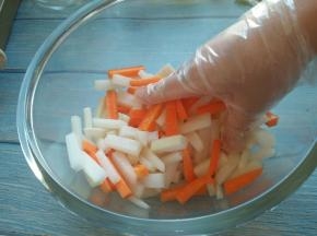 抓匀腌制30分钟