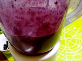 打开开关，搅拌半分钟，成糊状。