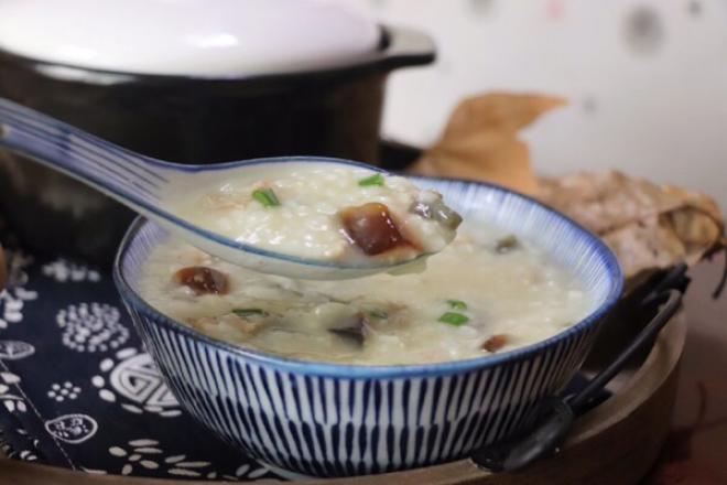 皮蛋瘦肉粥