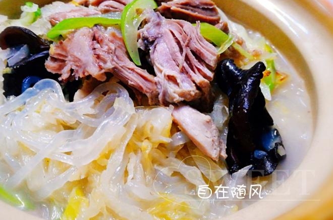 拆骨肉烩酸菜