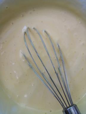 用手抽搅拌均匀