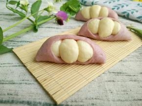 上锅蒸12分钟，关火后再焖5分钟。
