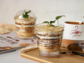 吃着木糠杯，喝着咖啡，心情美美的