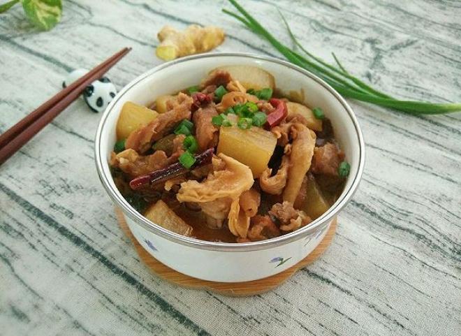 萝卜炖牛腩