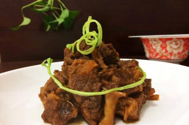 红烧牛腩
