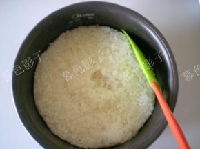 设置电饭煲煮饭