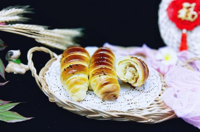 肉松毛毛虫面包