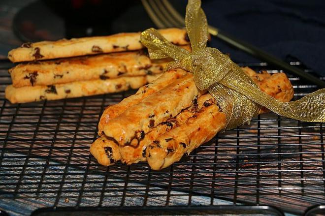 酥香提子饼干棒