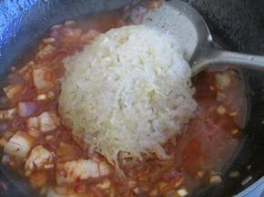 放入酸白菜