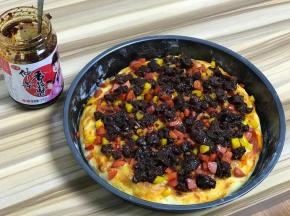 出锅后铺三大勺香菇酱