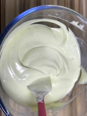 翻拌均匀，小黑点是香草籽