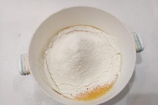 再筛入低筋面粉