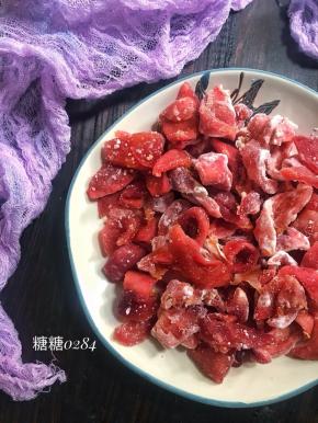 成品味道不惊艳，但会忍不住一块接一块的吃了再吃，一堆成品，我一下子就解决了！