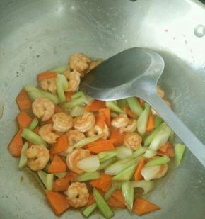 再翻炒片刻即可。