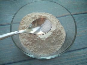 面粉中加盐