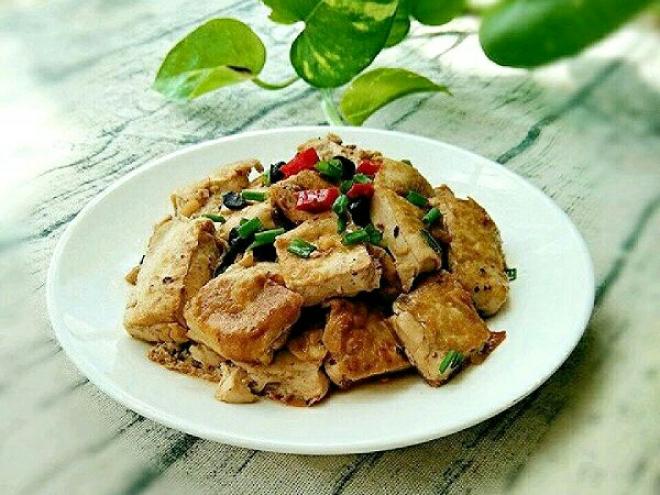 豆豉焖豆腐
