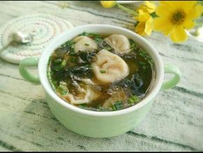 美味云吞煮好了。