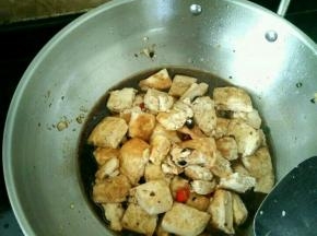 翻炒均匀后，再煮五分钟。