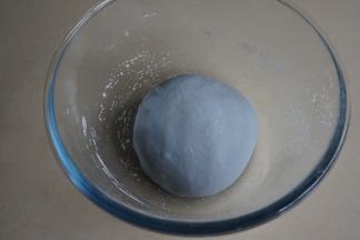 和成光滑的面团